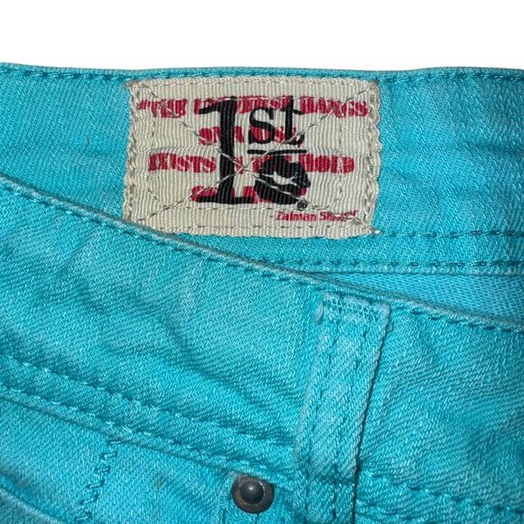 1st Kiss Denim Shorts Womens Small Distressed Rolled Cuff Casual Summer SEA21993 - Picture 4 of 16